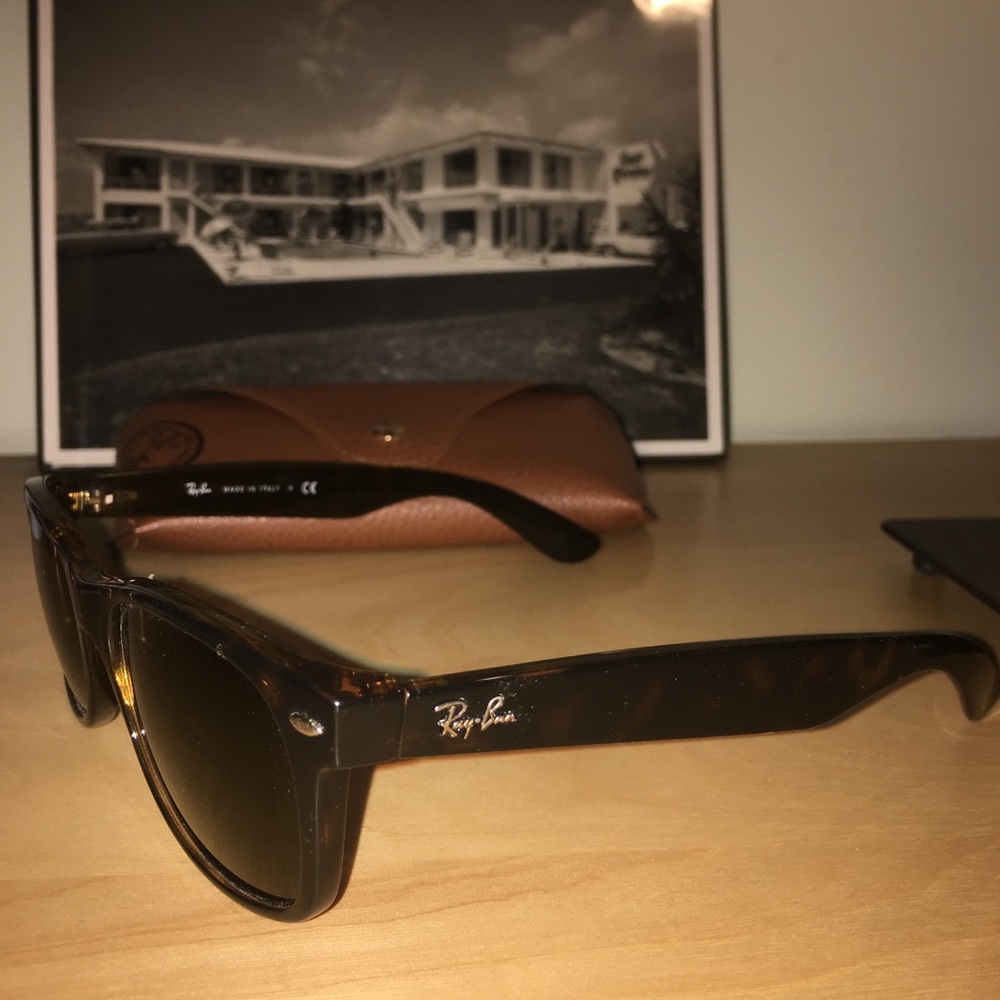 Unused RayBan New Wayfarer